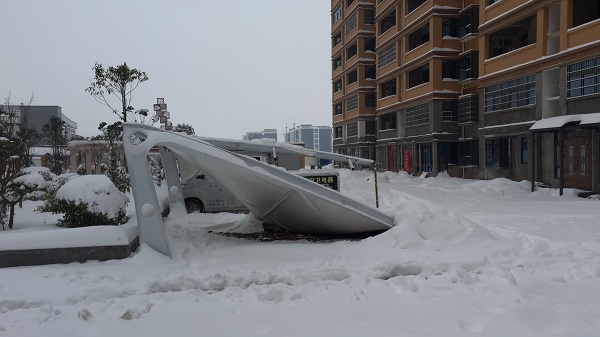 被積雪壓塌的車(chē)棚都有什么特點(diǎn)？